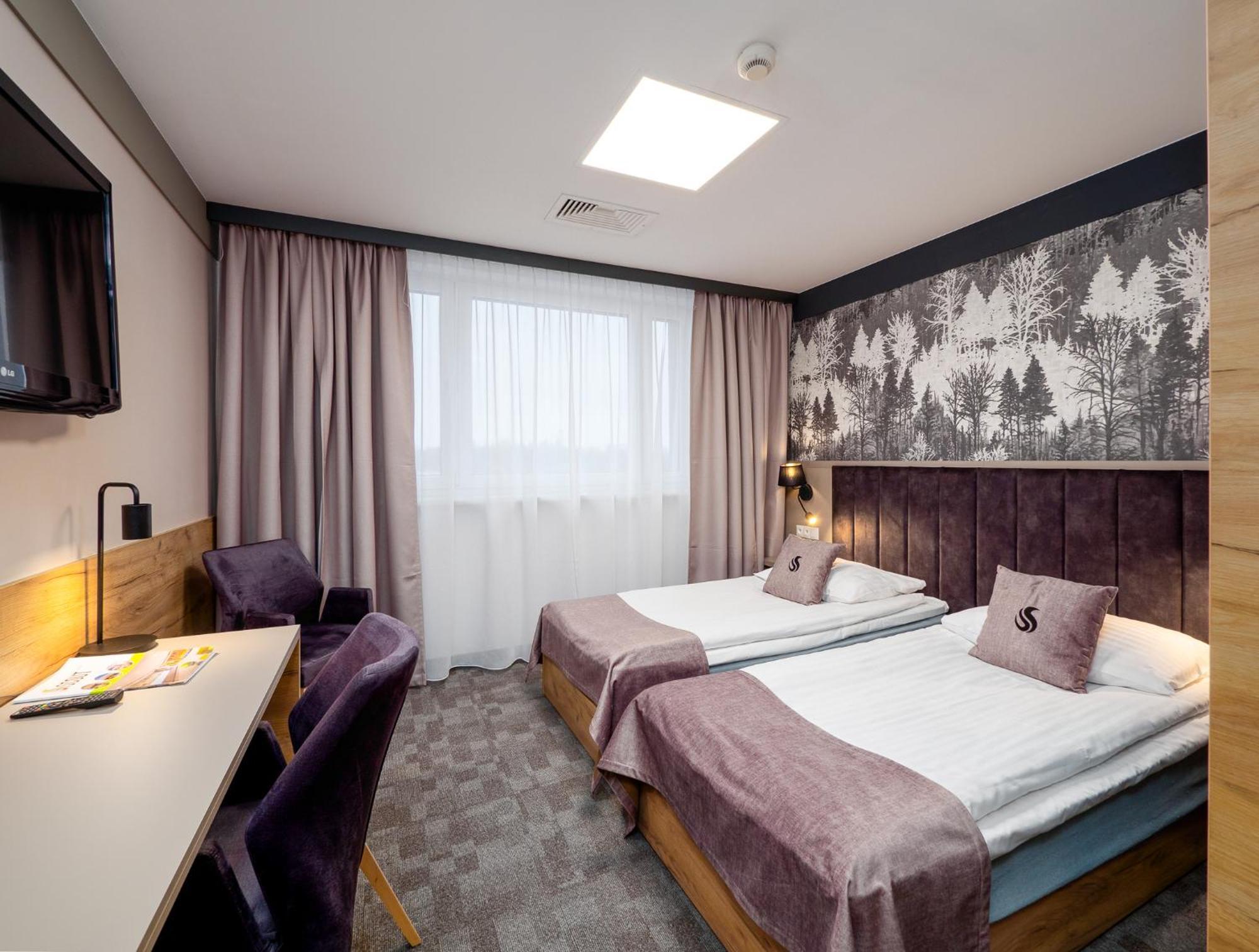 Hotel Scout Czestochowa Ngoại thất bức ảnh